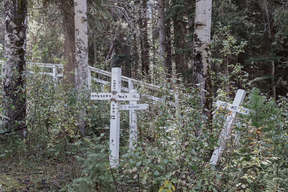 Field Cemetery, British Columbia